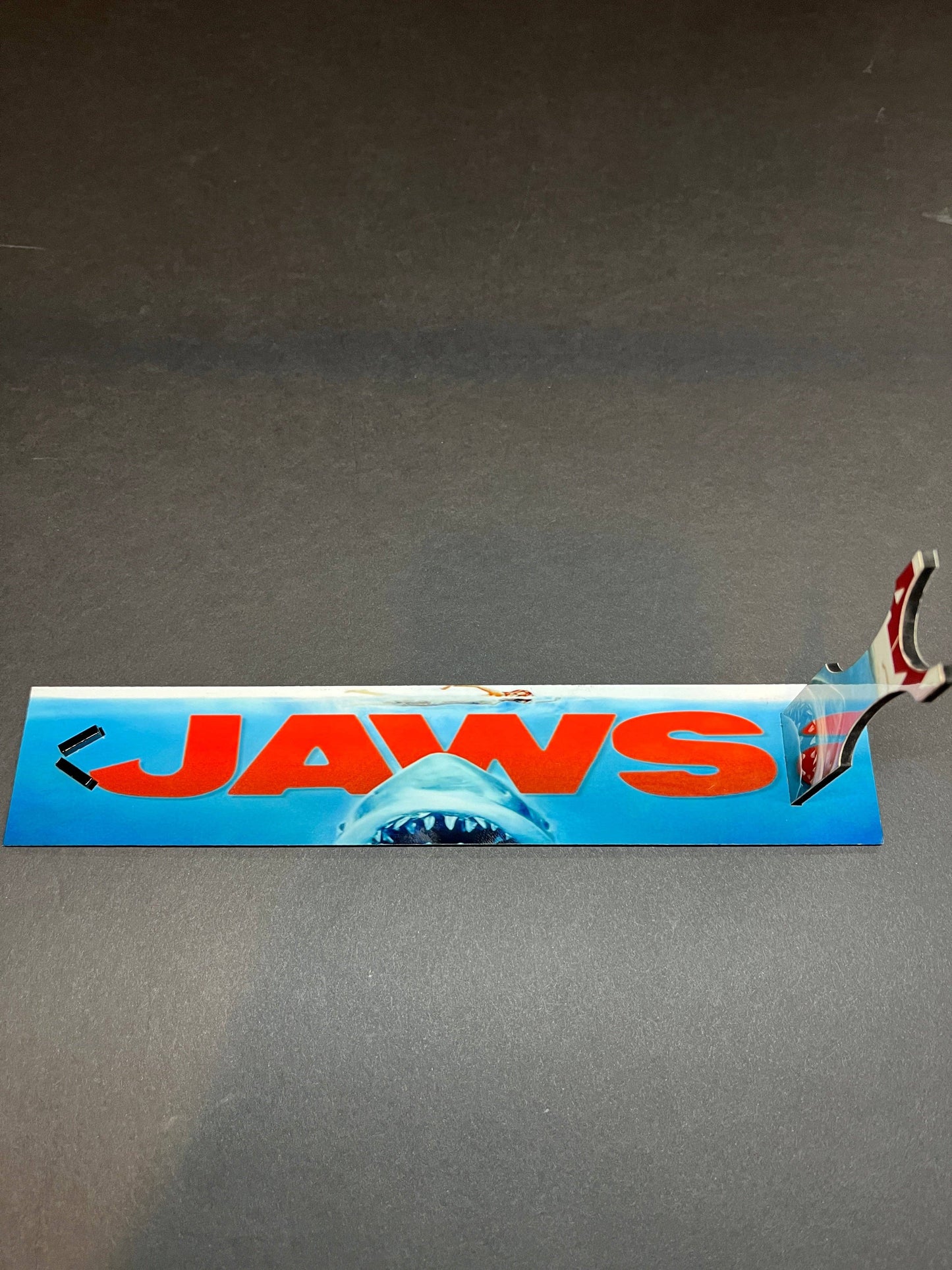 KNIFE - Jaws Movie Kitchen Knife With Sublimated Stand