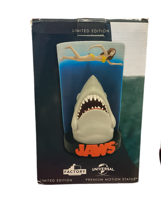 JAWS Swimmer Poster Premium Motion Statue