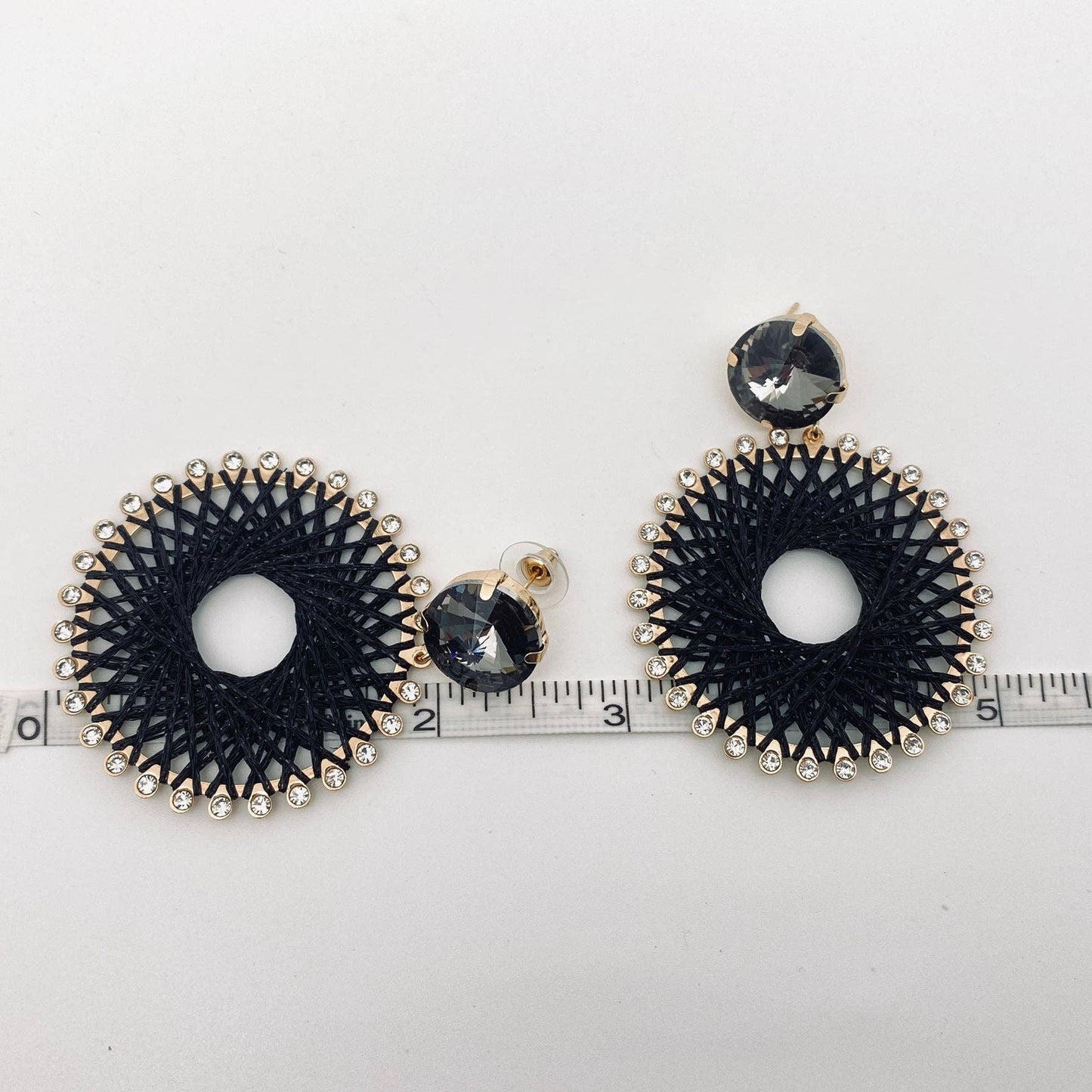 EARRINGS - Wove Rhinestone Pendant Earrings