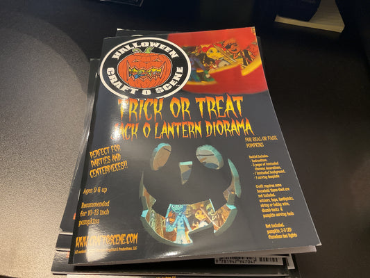 HALLOWEEN CRAFT O SCENE TRICK OR TREAT