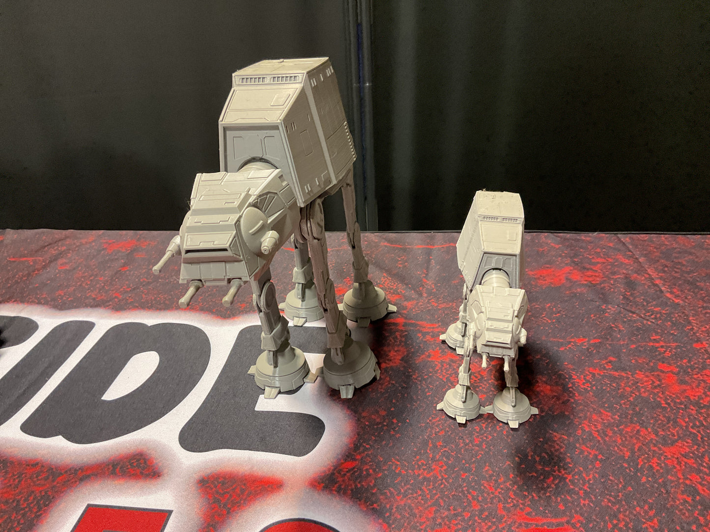 AT- AT FIGURE 3D PRINTED {MEDIUM}