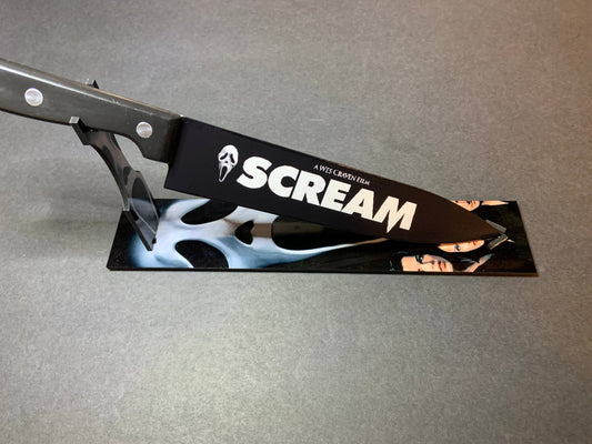 KNIFE - Scream Ghost Face Wes Craven Kitchen Knife with Sublimated Stand