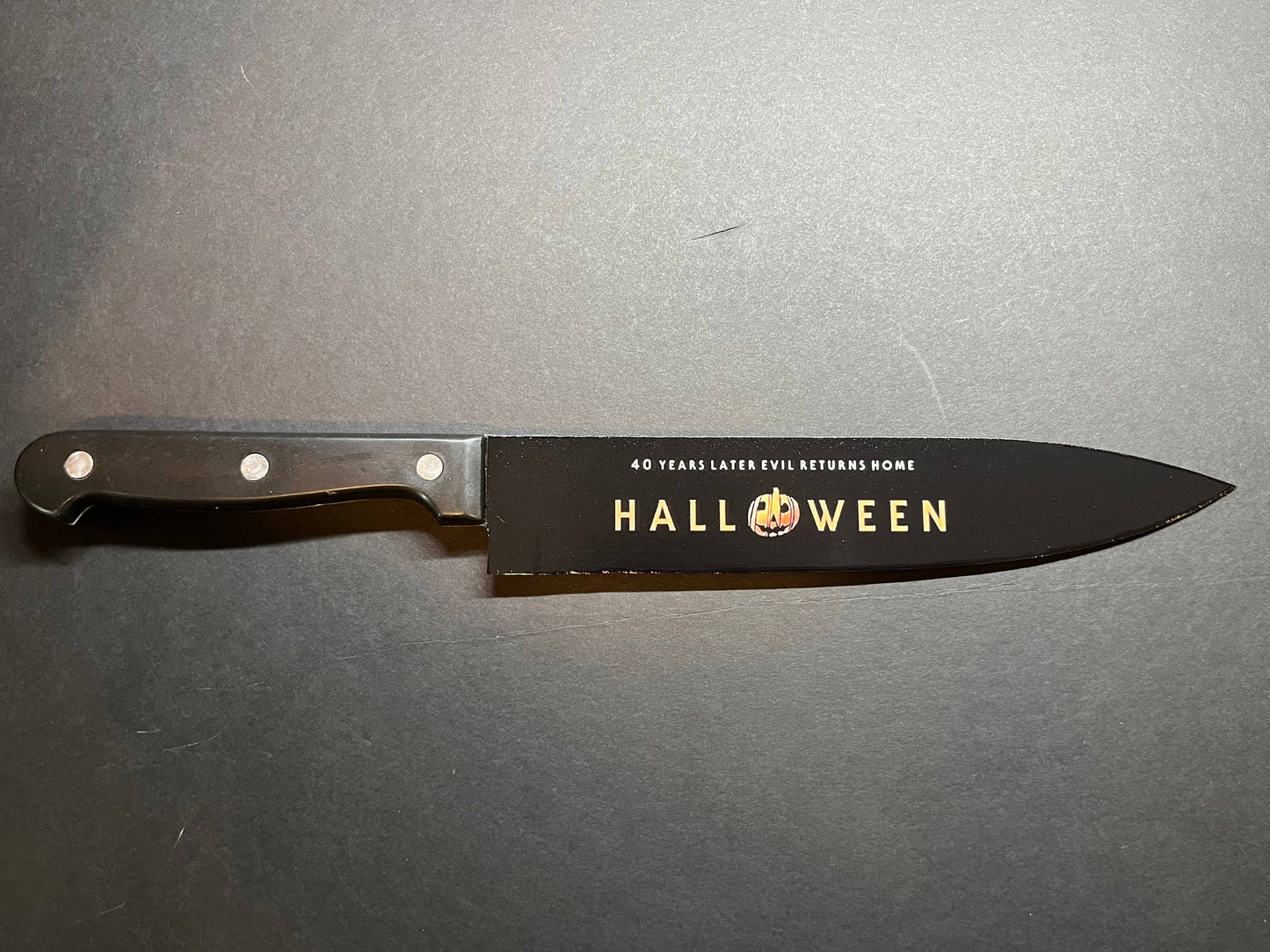 KNIFE - Michael Myers 2018 Kitchen Knife With Sublimated Stand