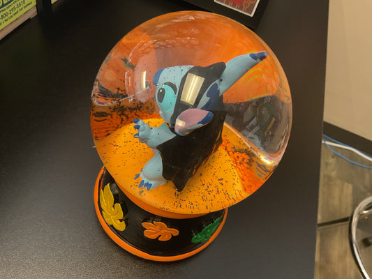 STITCH HALLOWEEN SNOWGLOBE