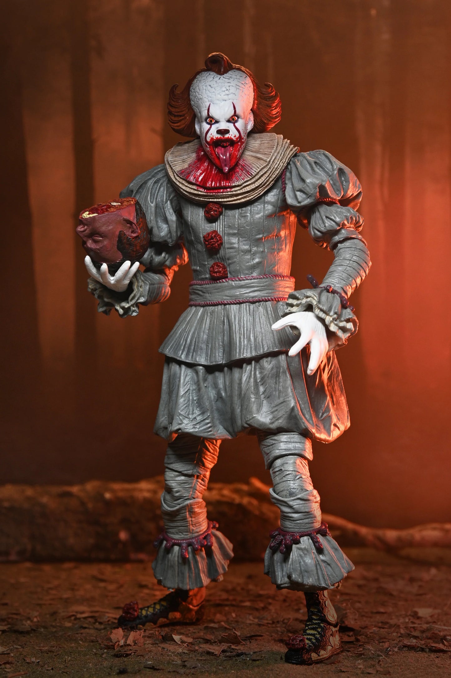 IT: Welcome to Derry - Ultimate Pennywise 7" Scale Action Figure (PRE-ORDER)