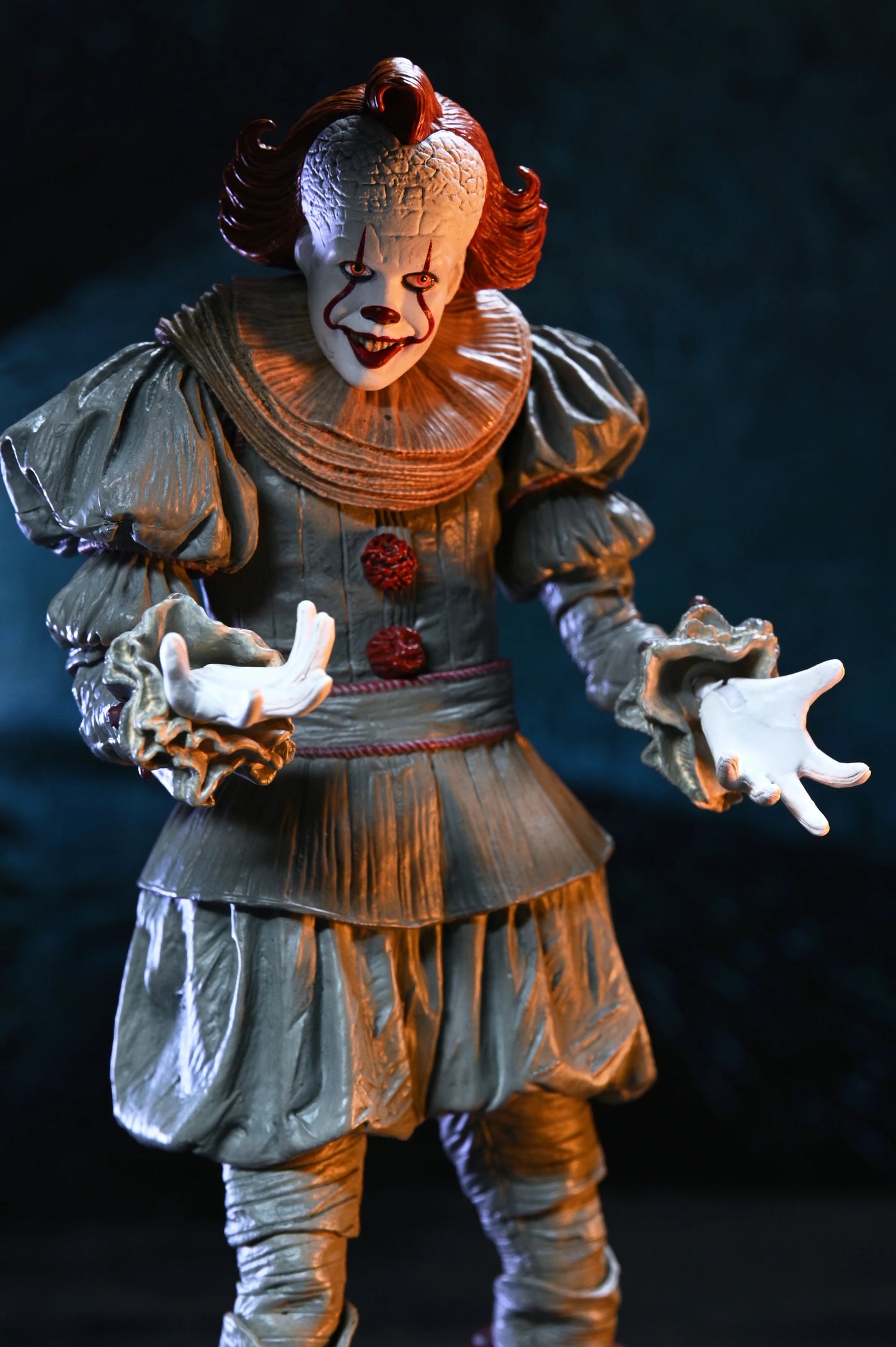 IT: Welcome to Derry - Ultimate Pennywise 7" Scale Action Figure (PRE-ORDER)