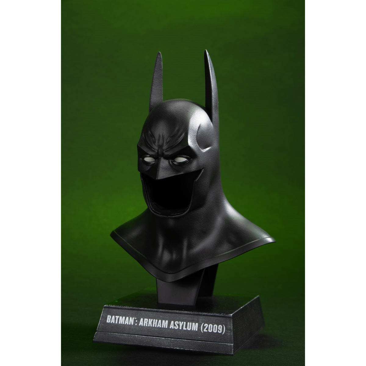 Dc Prop Replica Wave 3 Batman Arkham Asylum 1:3 Cowl