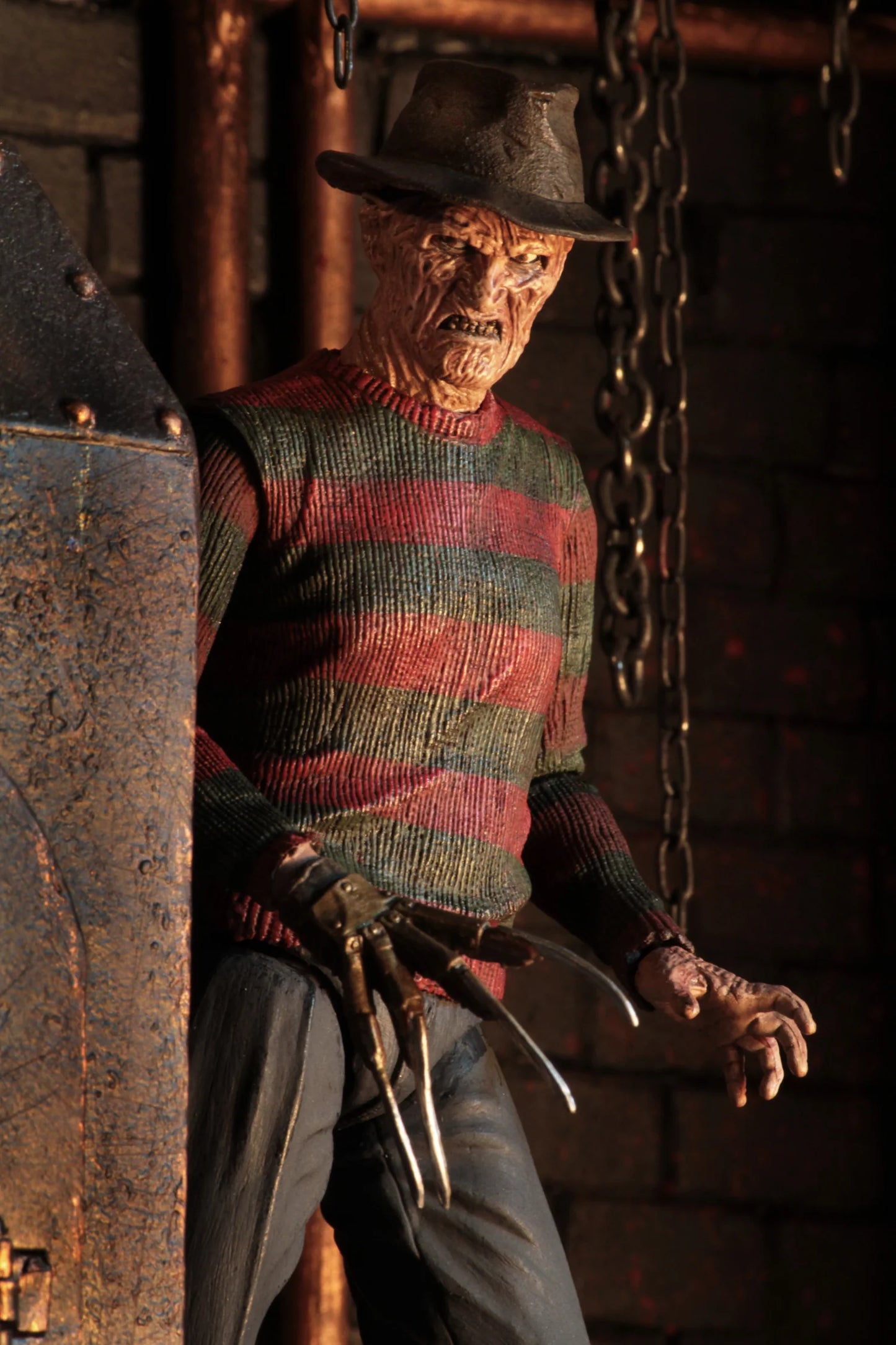 Nightmare on Elm Street - Ultimate Part 2 Freddy 7" Scale Action Figure (Freddy's Revenge)