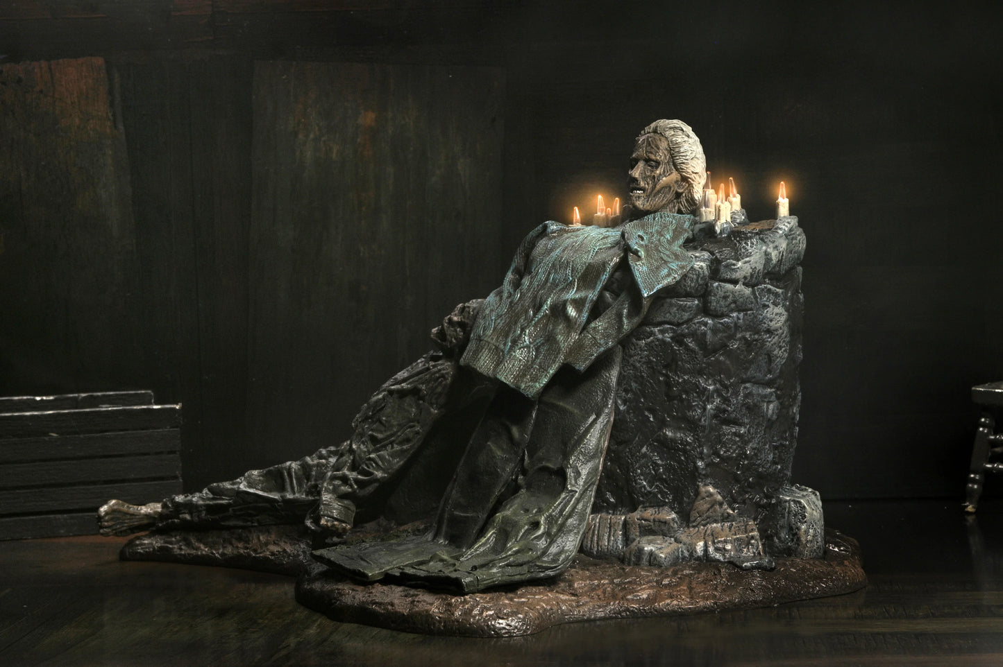 Friday the 13th: The Game - Pamela Shrine Diorama (PRE-ORDER)