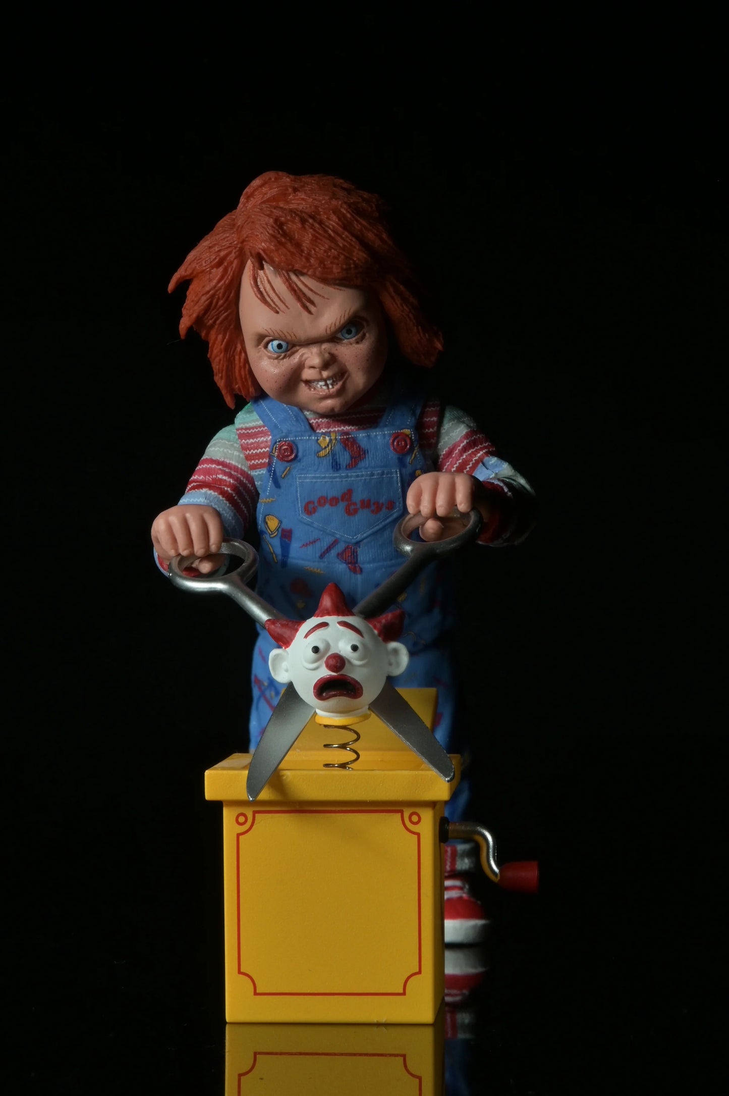 Child's Play 2 - Ultimate Chucky 7” Scale Action Figure (PRE-ORDER)