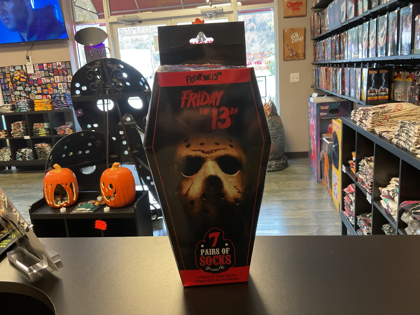 FRIDAY THE 13TH 7 PACK OF SOCKS