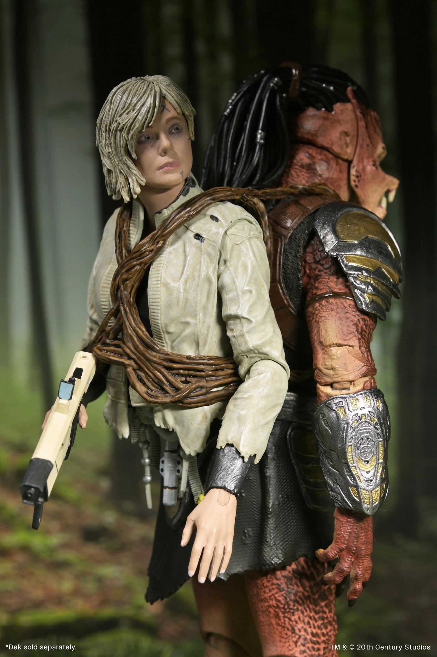 Predator: Badlands - Ultimate Thia & Bud 7" Scale Action Figures (PRE-ORDER)