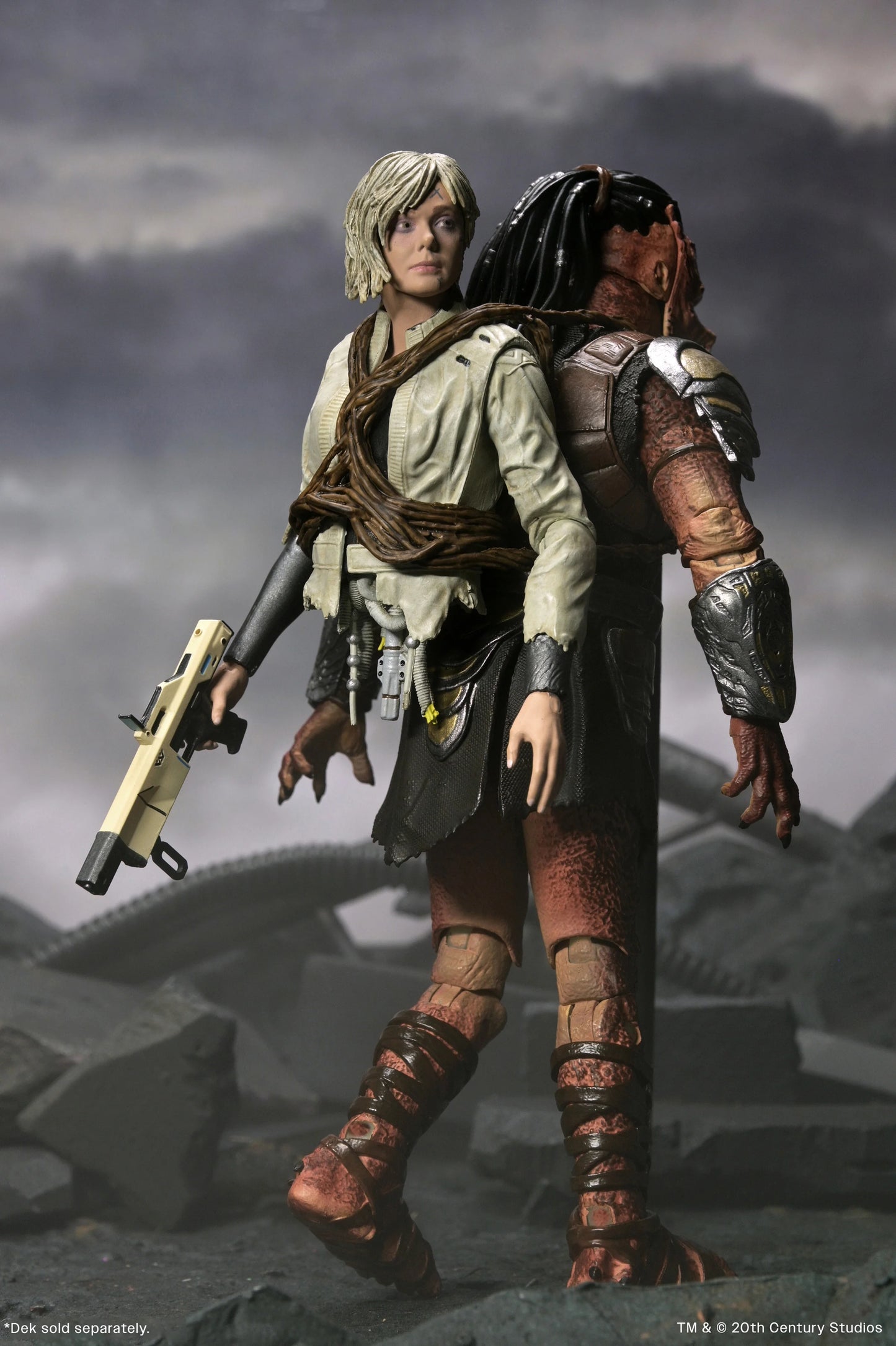 Predator: Badlands - Ultimate Thia & Bud 7" Scale Action Figures (PRE-ORDER)