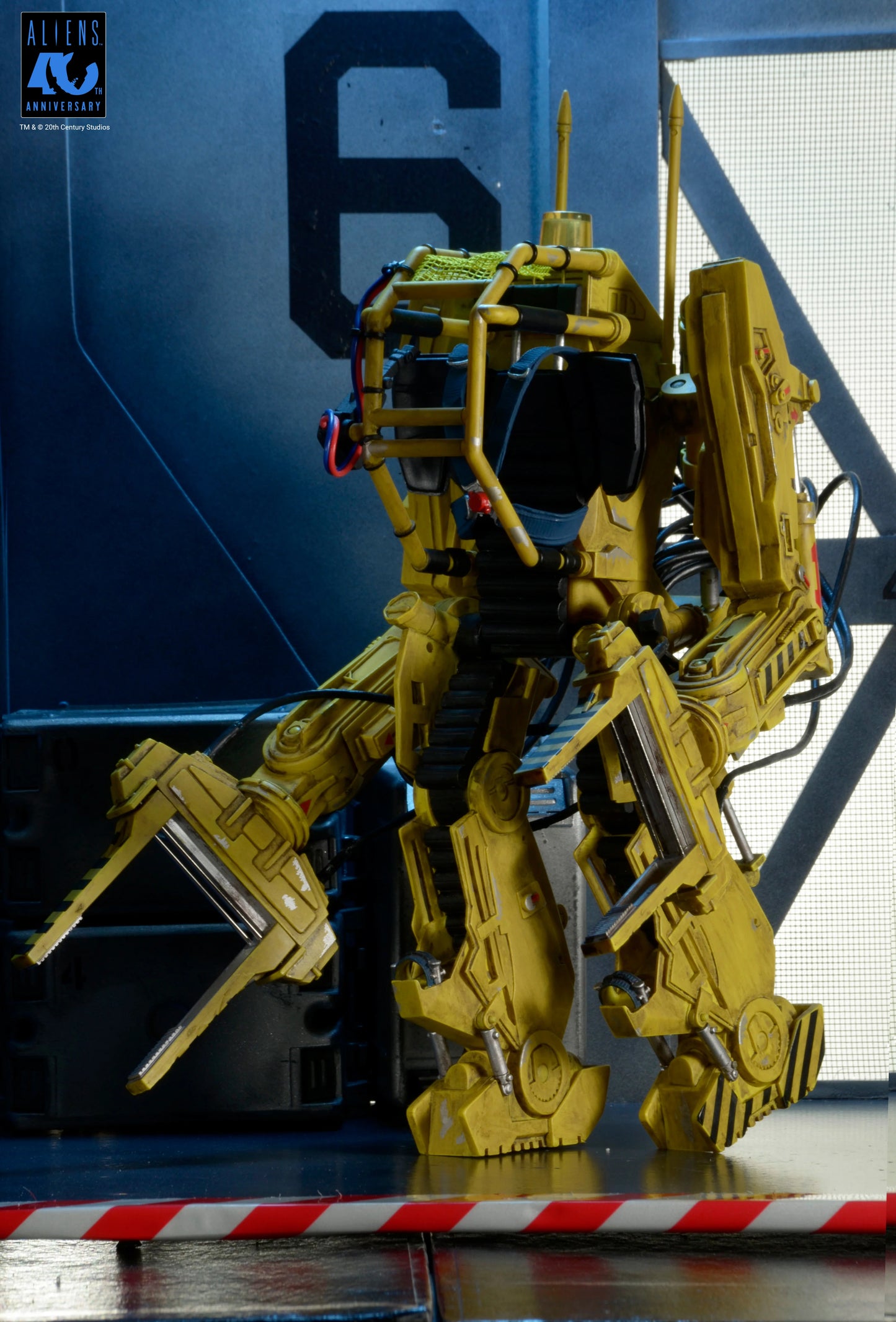 Aliens - 40th Anniversary Power Loader (P-5000) Deluxe Vehicle (PRE-ORDER)
