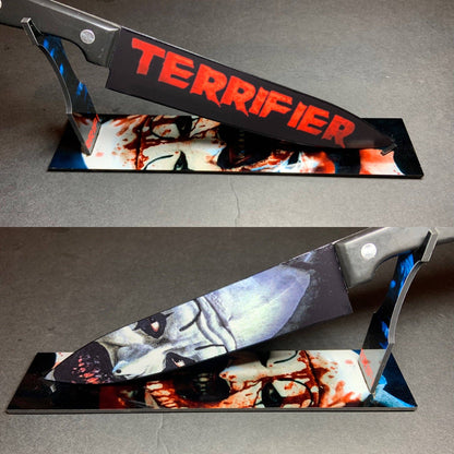 KNIFE - Terrifier Art the Clown Kitchen Knife with Sublimated Stand