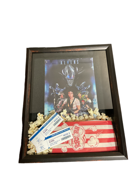 SHADOWBOX - Alien's "Popcorn" Movie Box