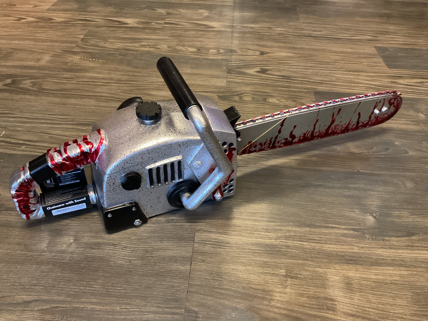 1 GIVEAWAY ENTRY (JASON BAKER AUTOGRAPHED CHAINSAW/TOM SAVINI BENIFIT)