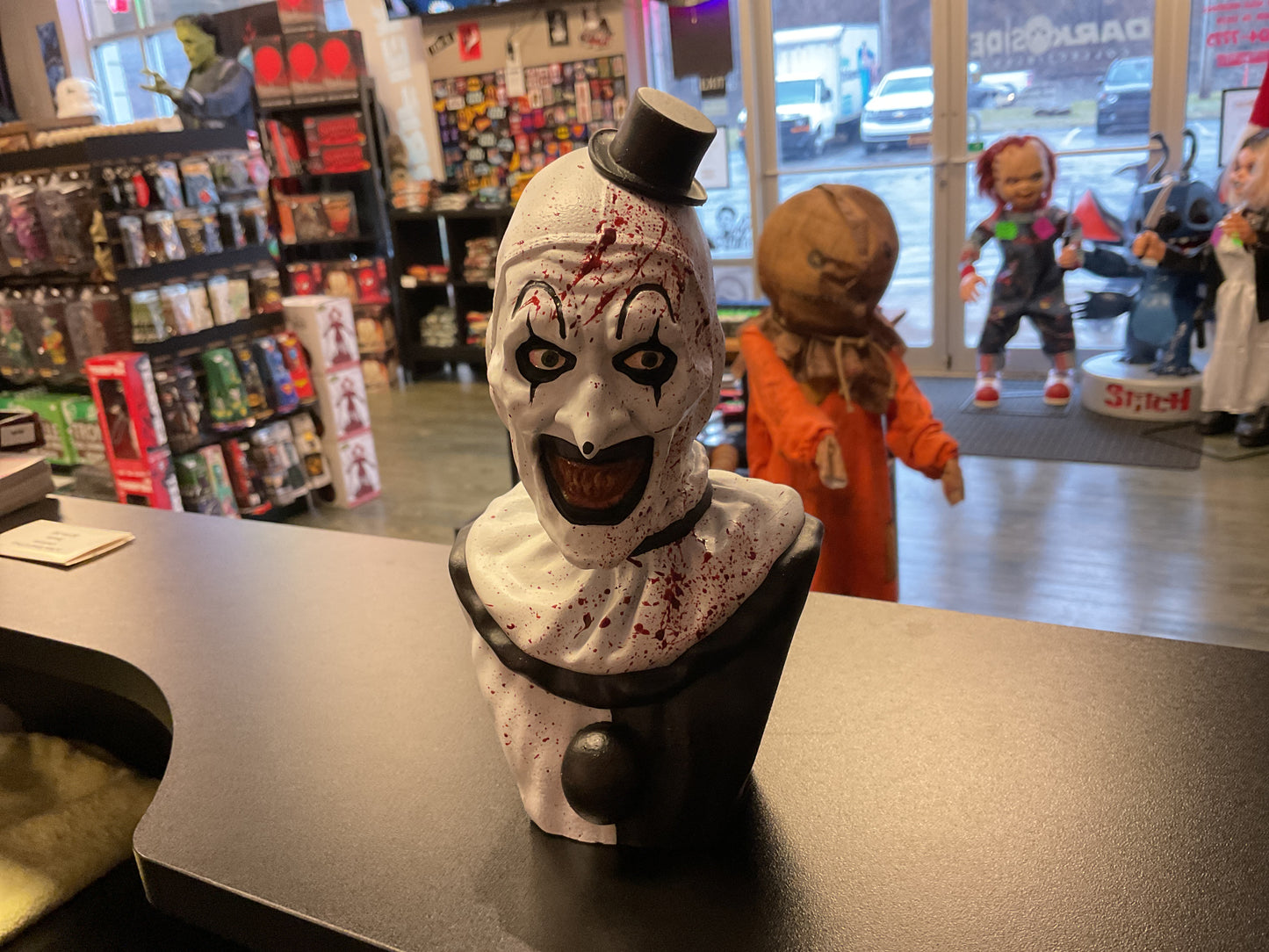 BUSTS - 6 in. ART THE CLOWN BLODDY VERSION