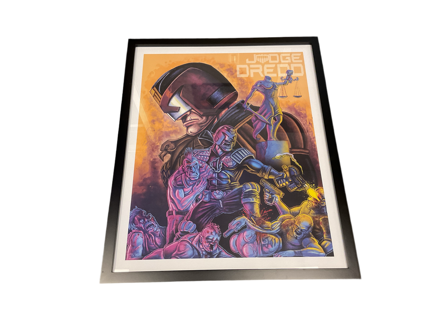 FRAMED PRINTS -  Judge Dredd Framed Print