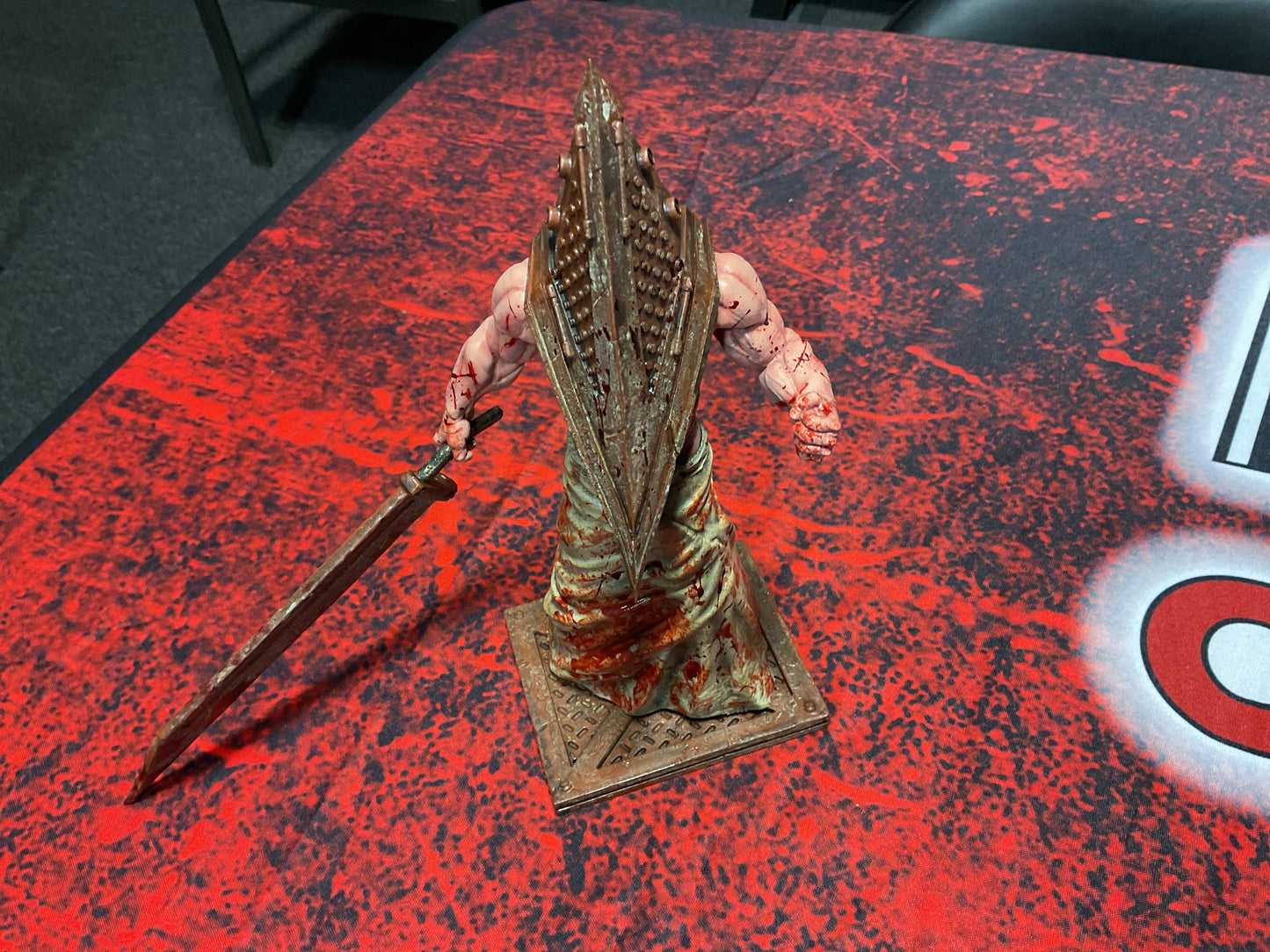 PYRAMIDHEAD 8" STATUE BY ANKF
