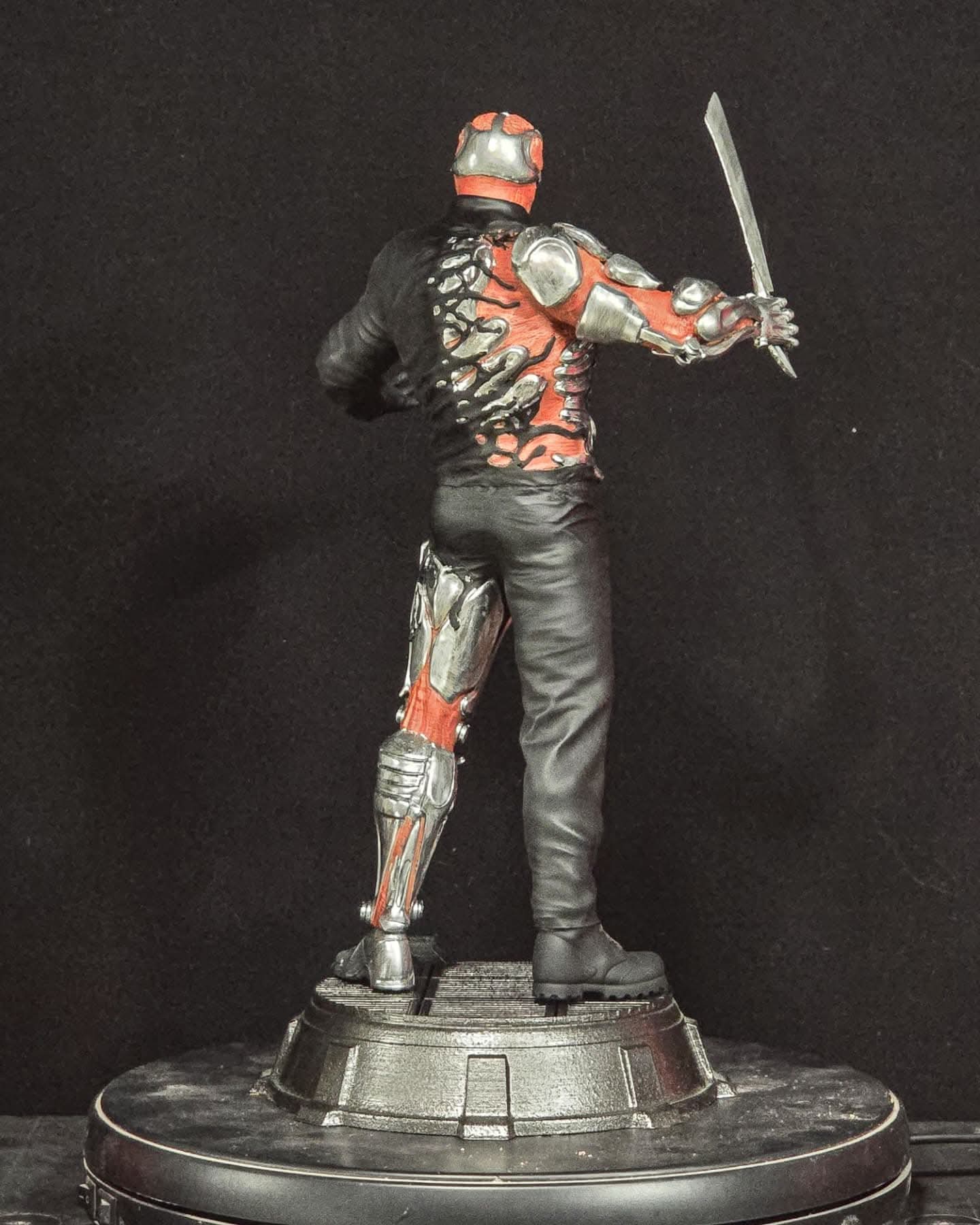 UBER JASON X STATUE