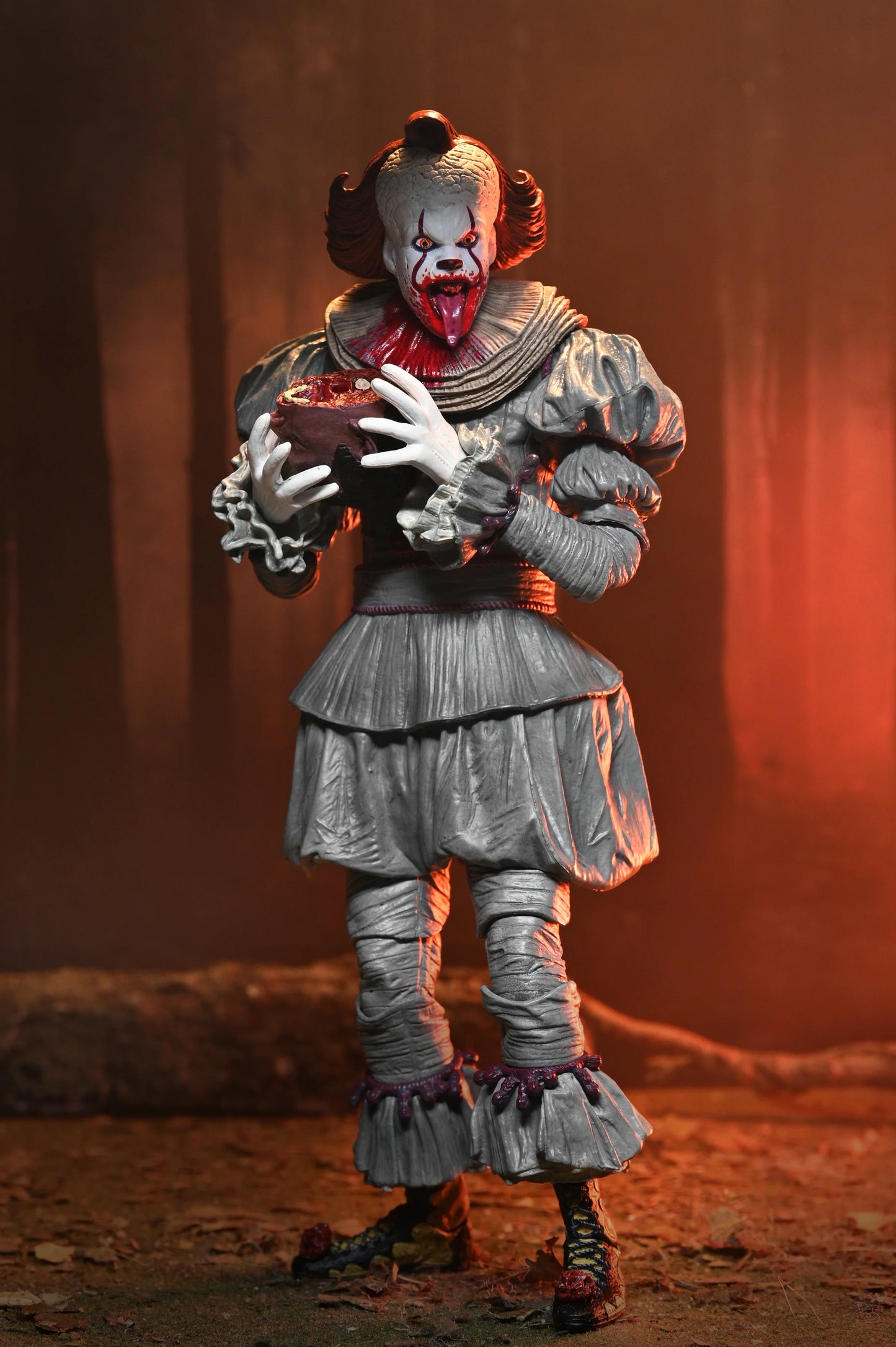 IT: Welcome to Derry - Ultimate Pennywise 7" Scale Action Figure (PRE-ORDER)