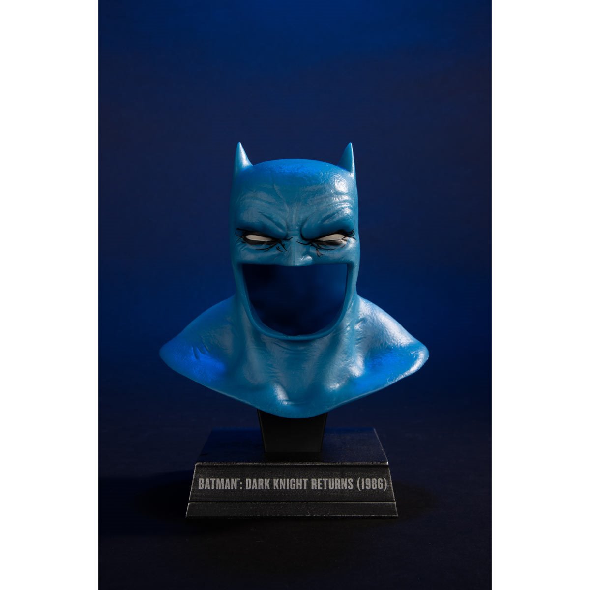 Dc Prop Replica Wave 3 Batman Dark Knight Returns 1:3 Cowl