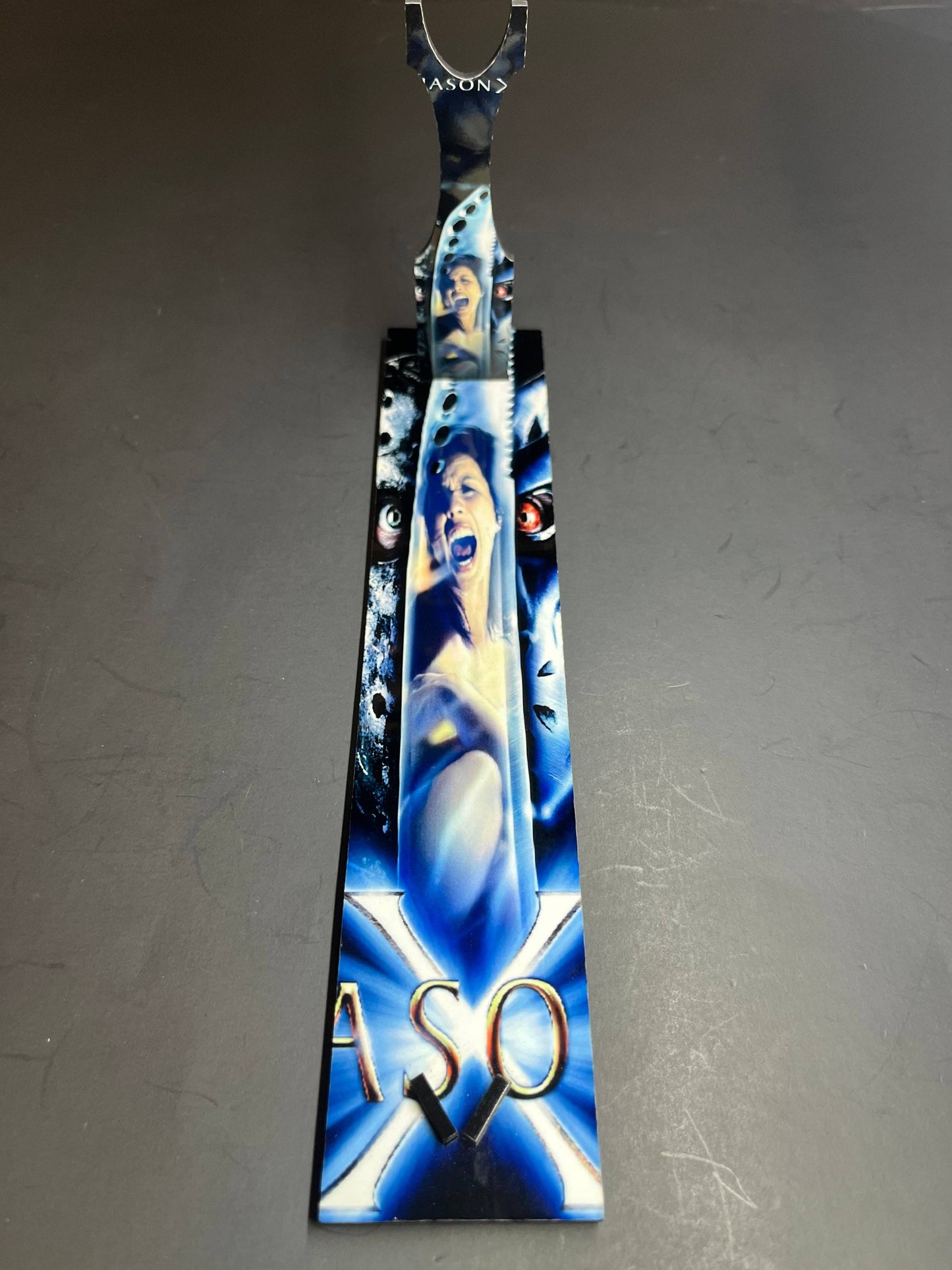 KNIFE - Jason X Friday the 13th Knife With Sublimated Stand