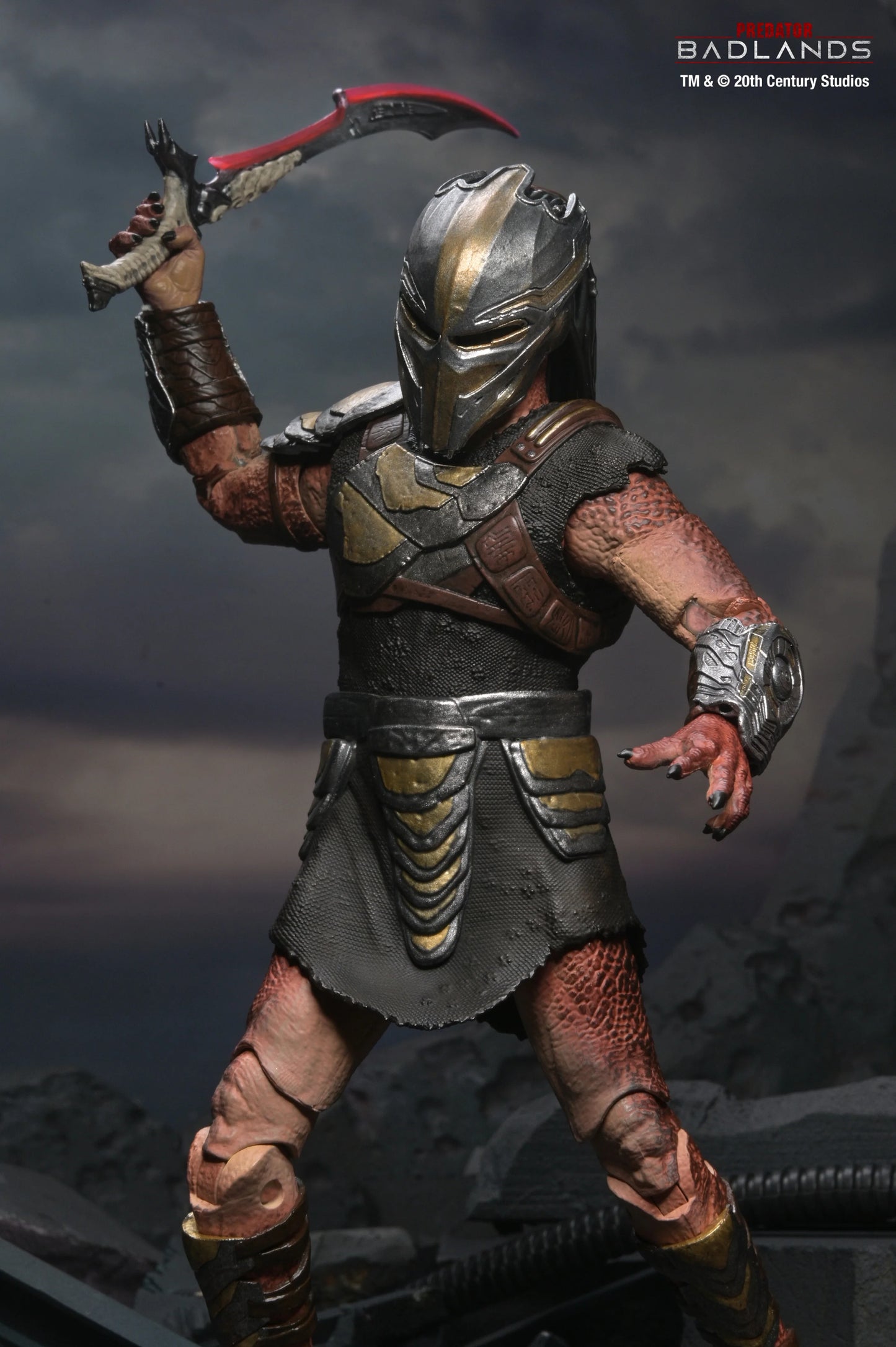 Predator: Badlands - Ultimate Dek (Training Armor) 7" Scale Action Figure (PRE-ORDER)